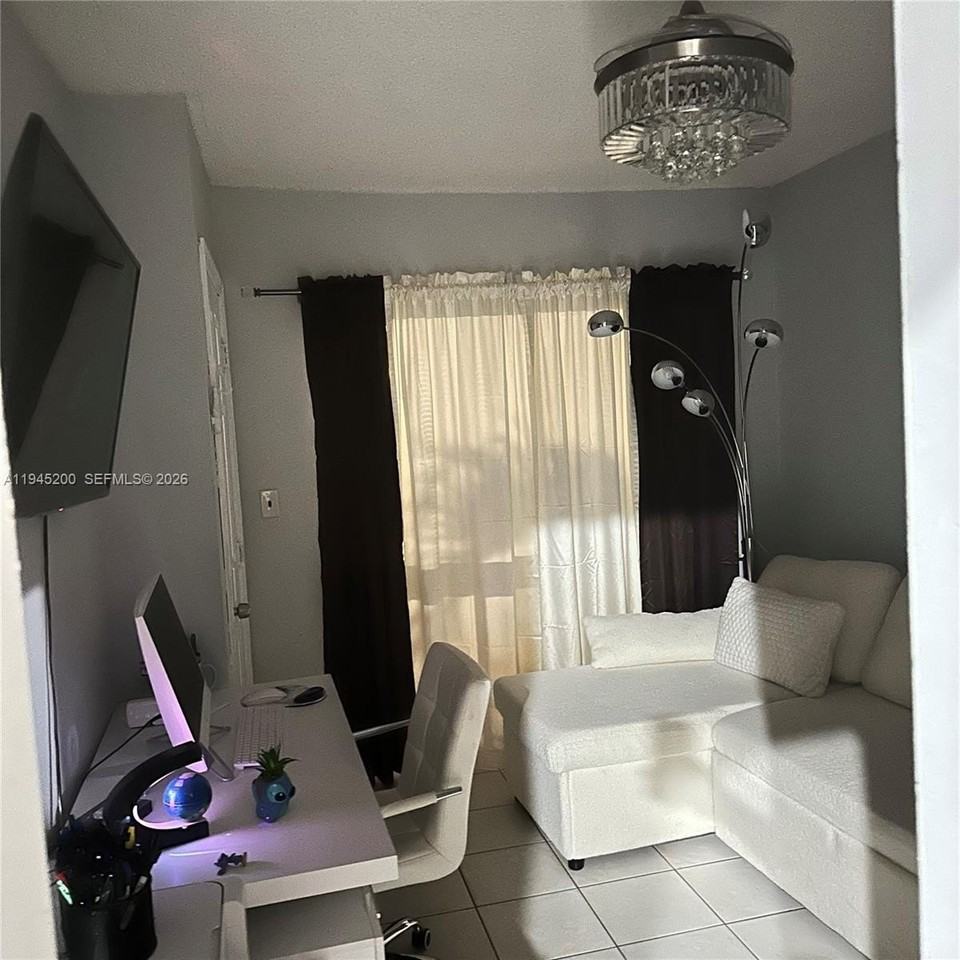 8408 Nw 8th St #8408 - Photo 4 of 8