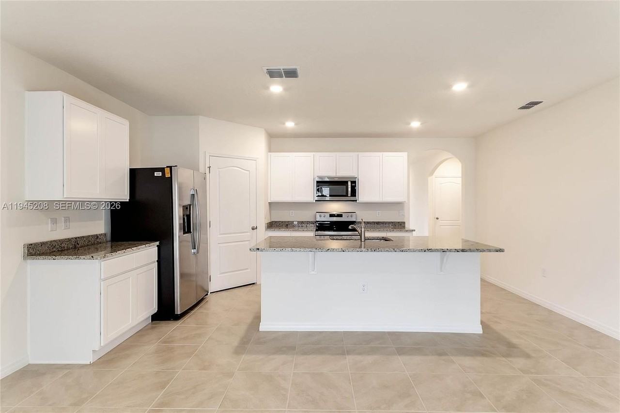 1759 Buckeye Rd #0 - Photo 2 of 17