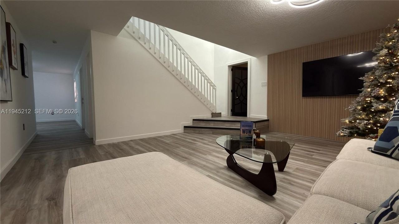 1001 Sw 98th Ave #00 - Photo 6 of 22