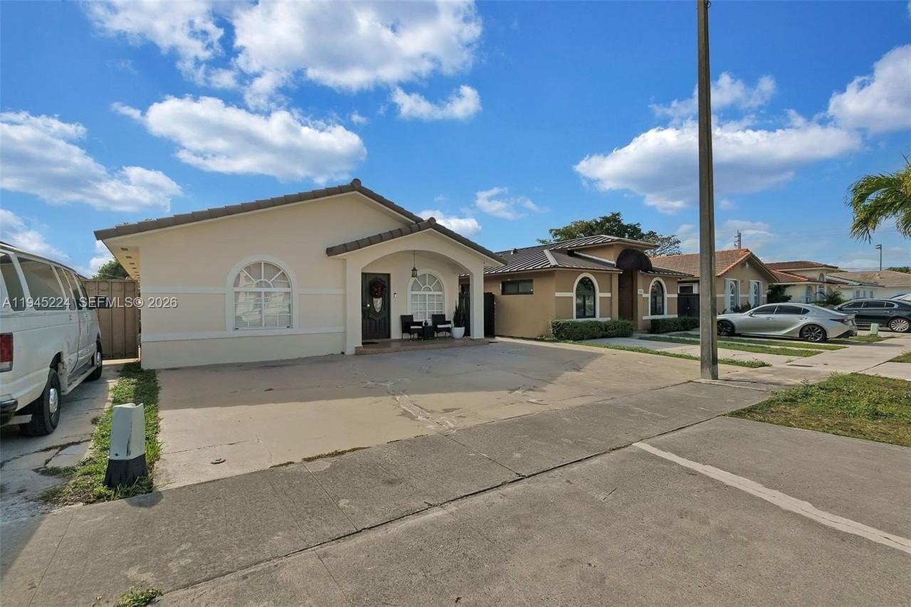 3172 W 79th Pl #0 - Photo 2 of 32