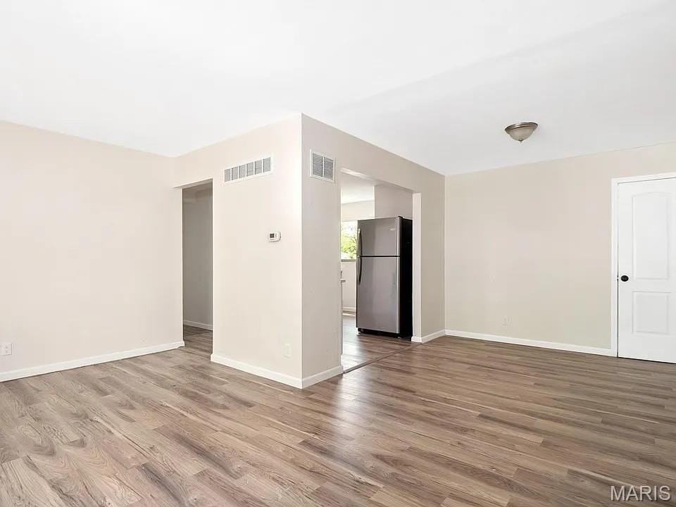 1240 Mullanphy Rd - Photo 2 of 13