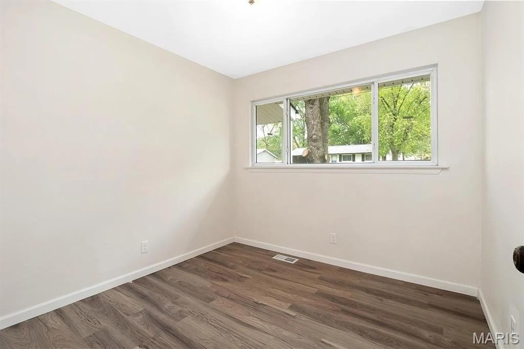 1240 Mullanphy Rd - Photo 7 of 13