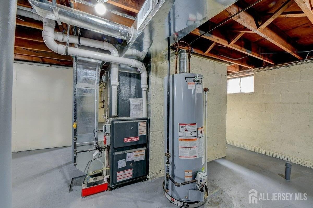 157 Cooper Ave - Photo 3 of 6