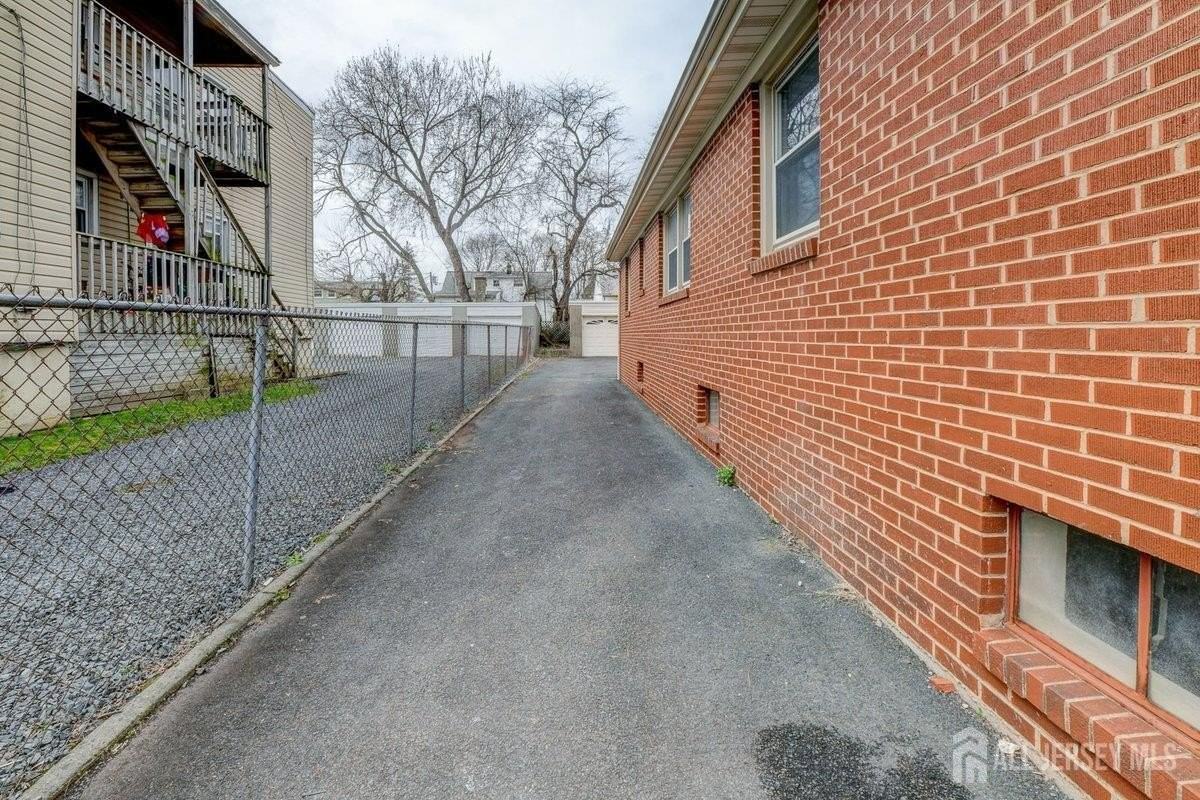 157 Cooper Ave - Photo 6 of 6