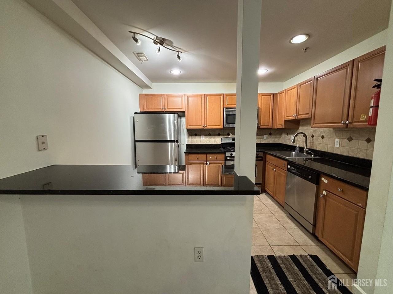 116 Chariot Ct #116 - Photo 4 of 19