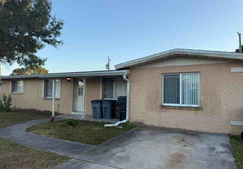 903 31st St E - Photo 2 of 14