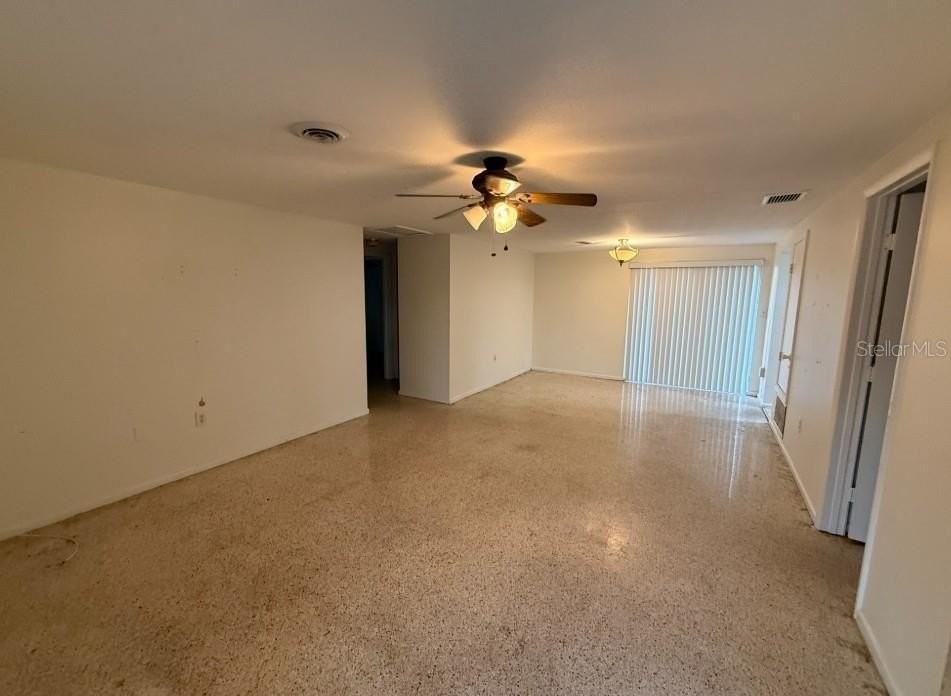 903 31st St E - Photo 4 of 14