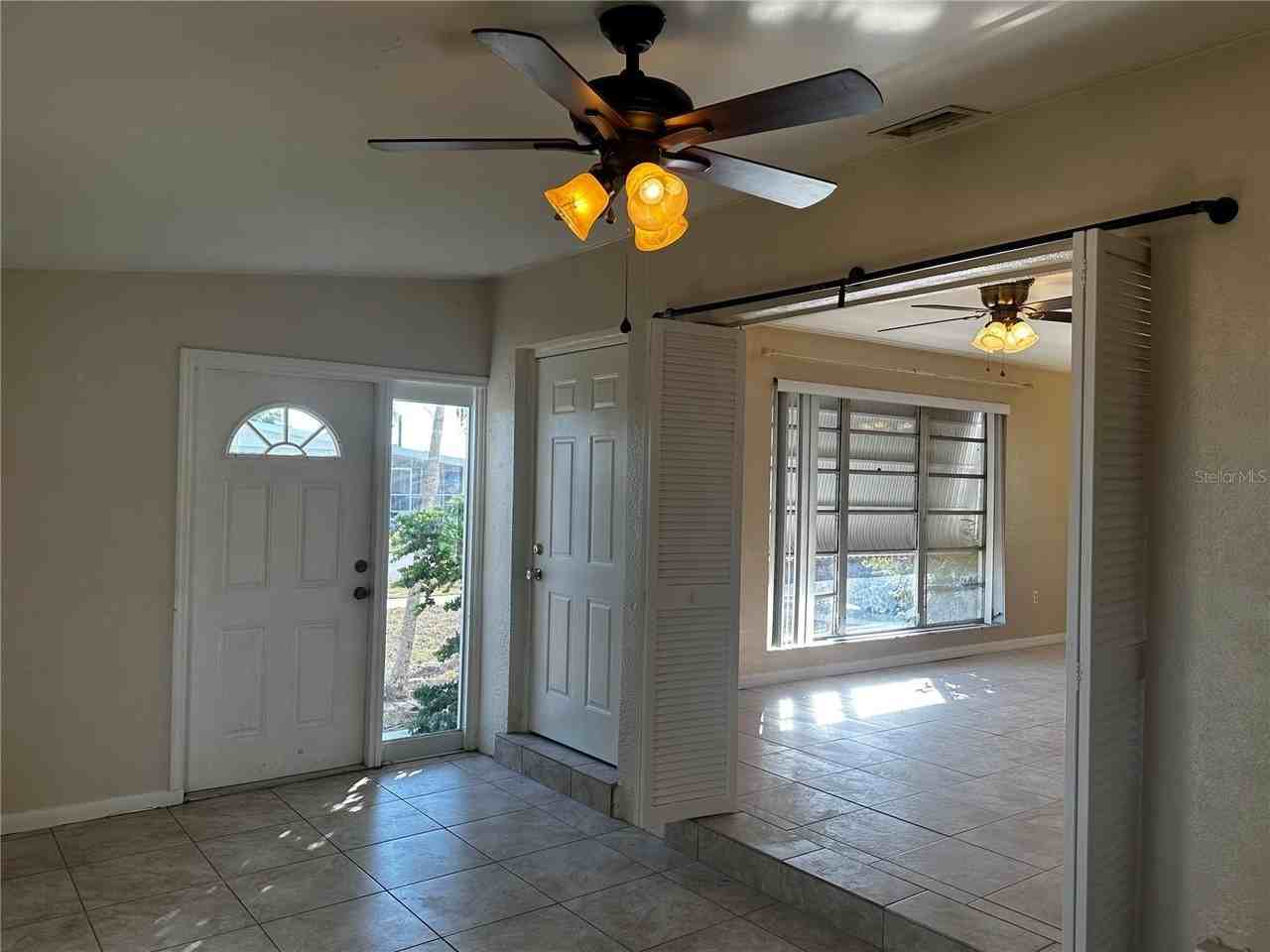 21530 Meehan Ave - Photo 4 of 21