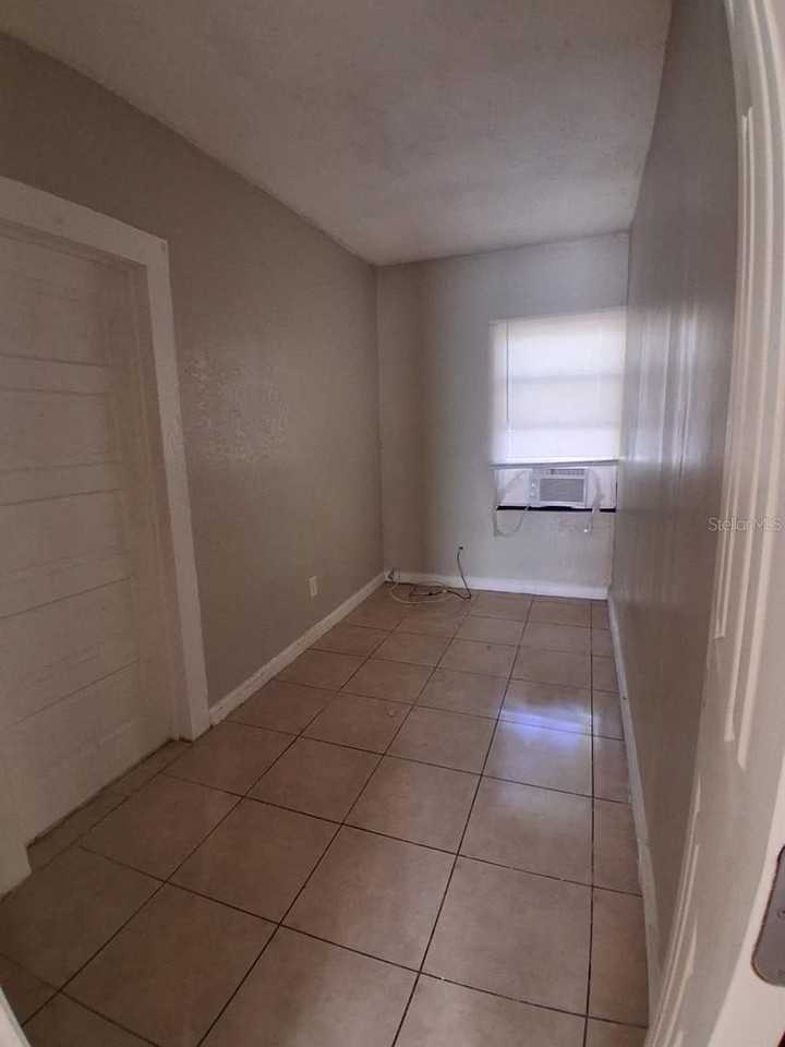 1703 Mccarthy Ave - Photo 7 of 13