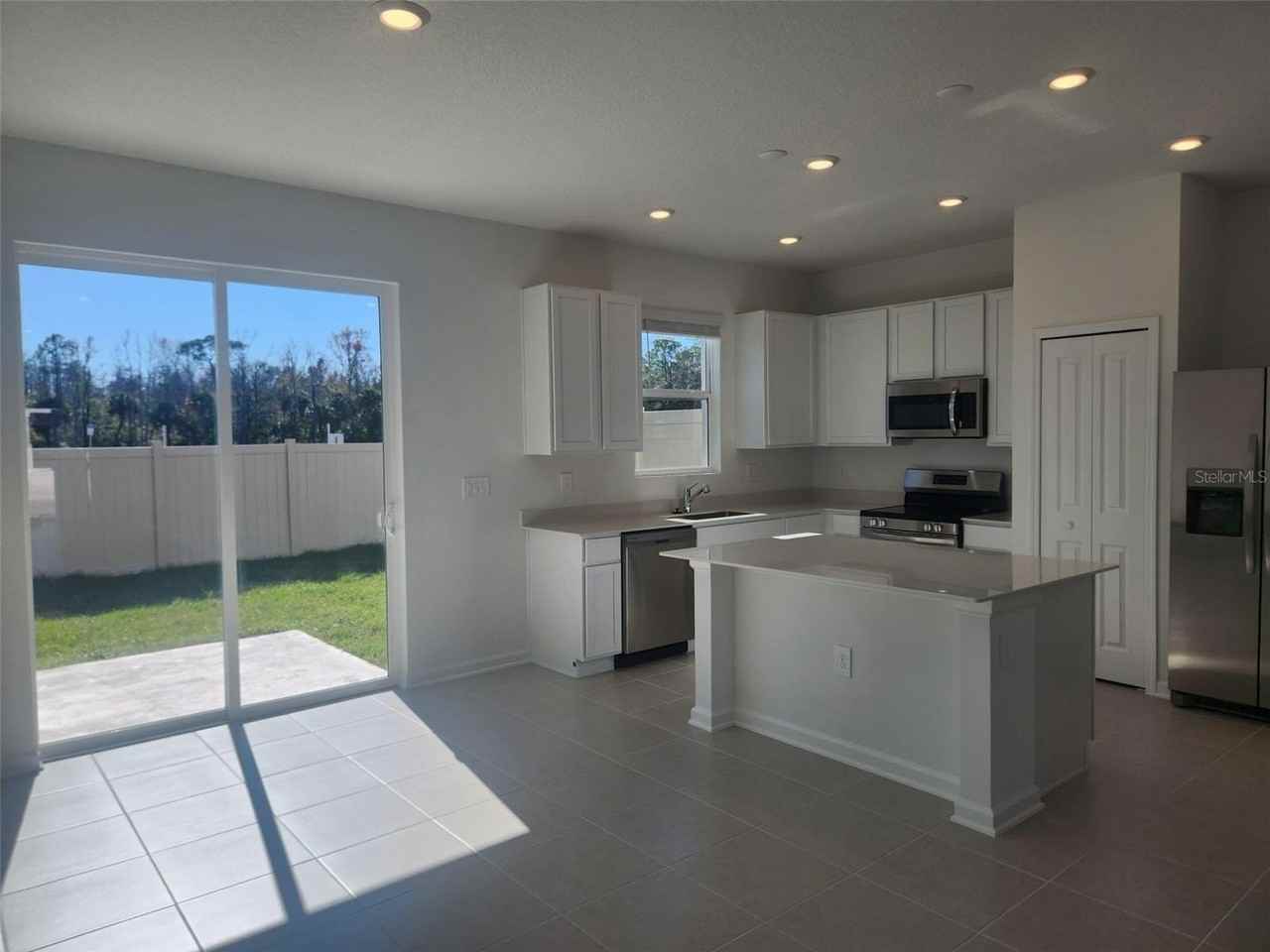 2724 Skyline Loop - Photo 3 of 24