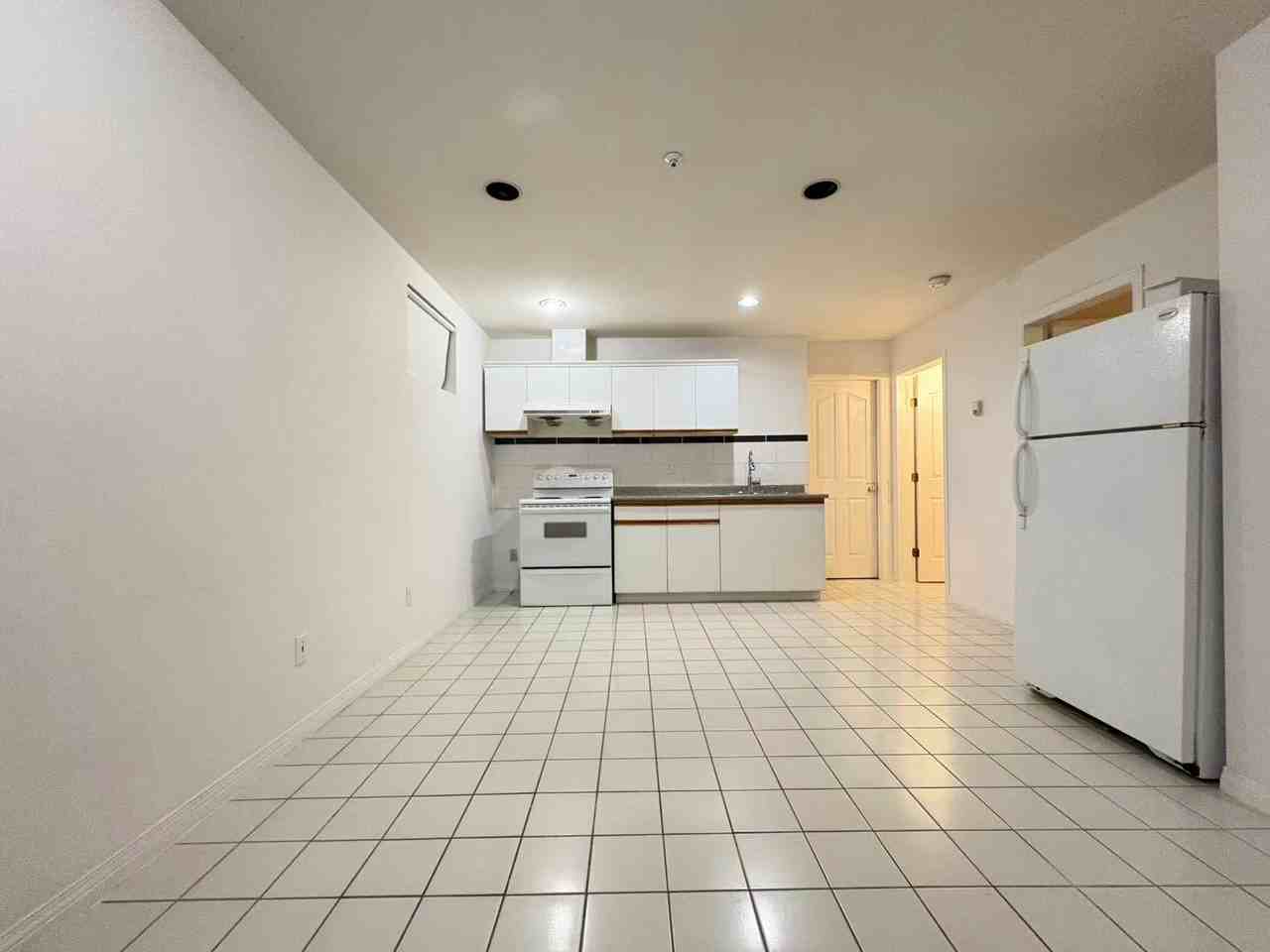 2482 Triumph St #1 - Photo 2 of 6