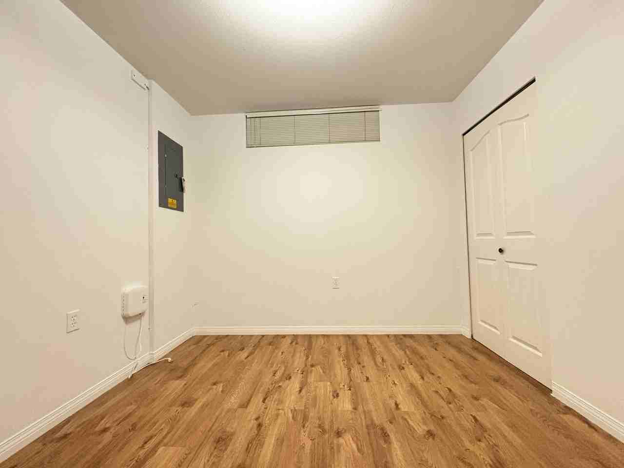 2482 Triumph St #1 - Photo 3 of 6