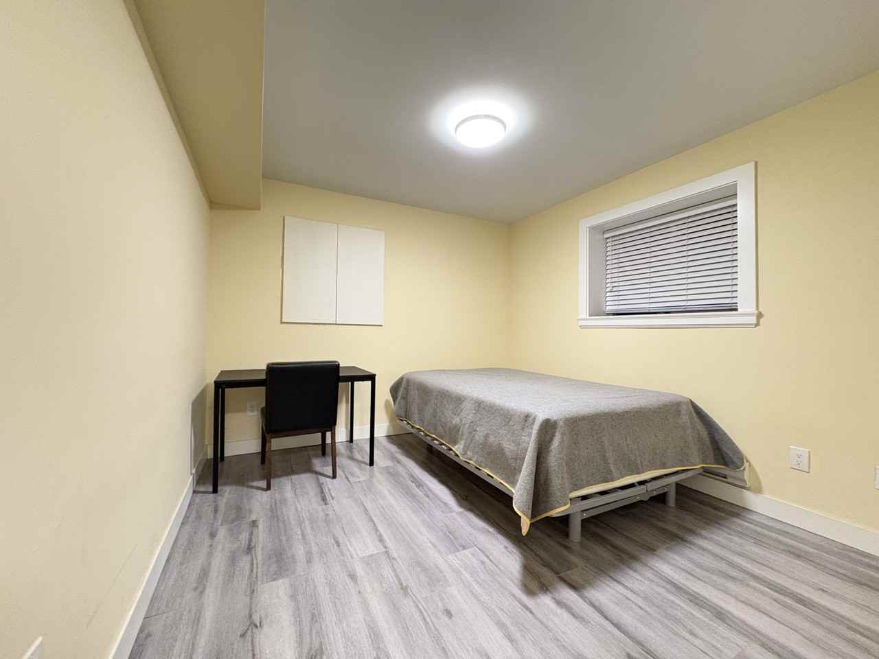 2126 London St #1 - Photo 4 of 12