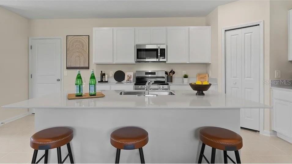 Jessie St - Photo 2 of 16