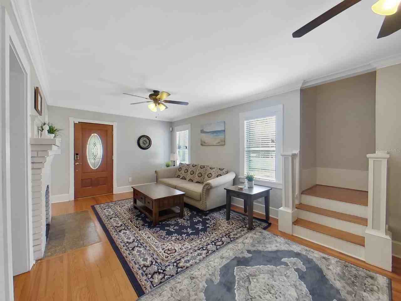 614 8th St N - Photo 3 of 30