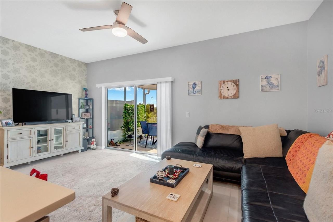 11779 Glenside Ter - Photo 5 of 28