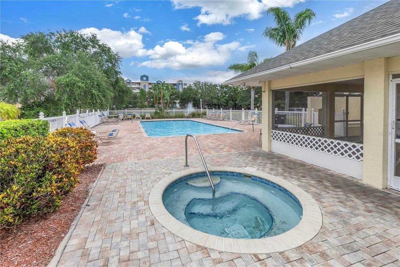 1050 Starkey Rd #2201 - Photo 6 of 50