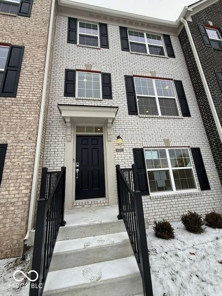 4923 Gilet Dr - Photo 2 of 50