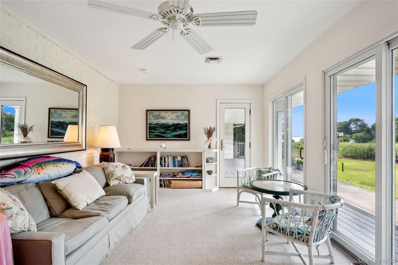 33 Beach Rd - Photo 6 of 38