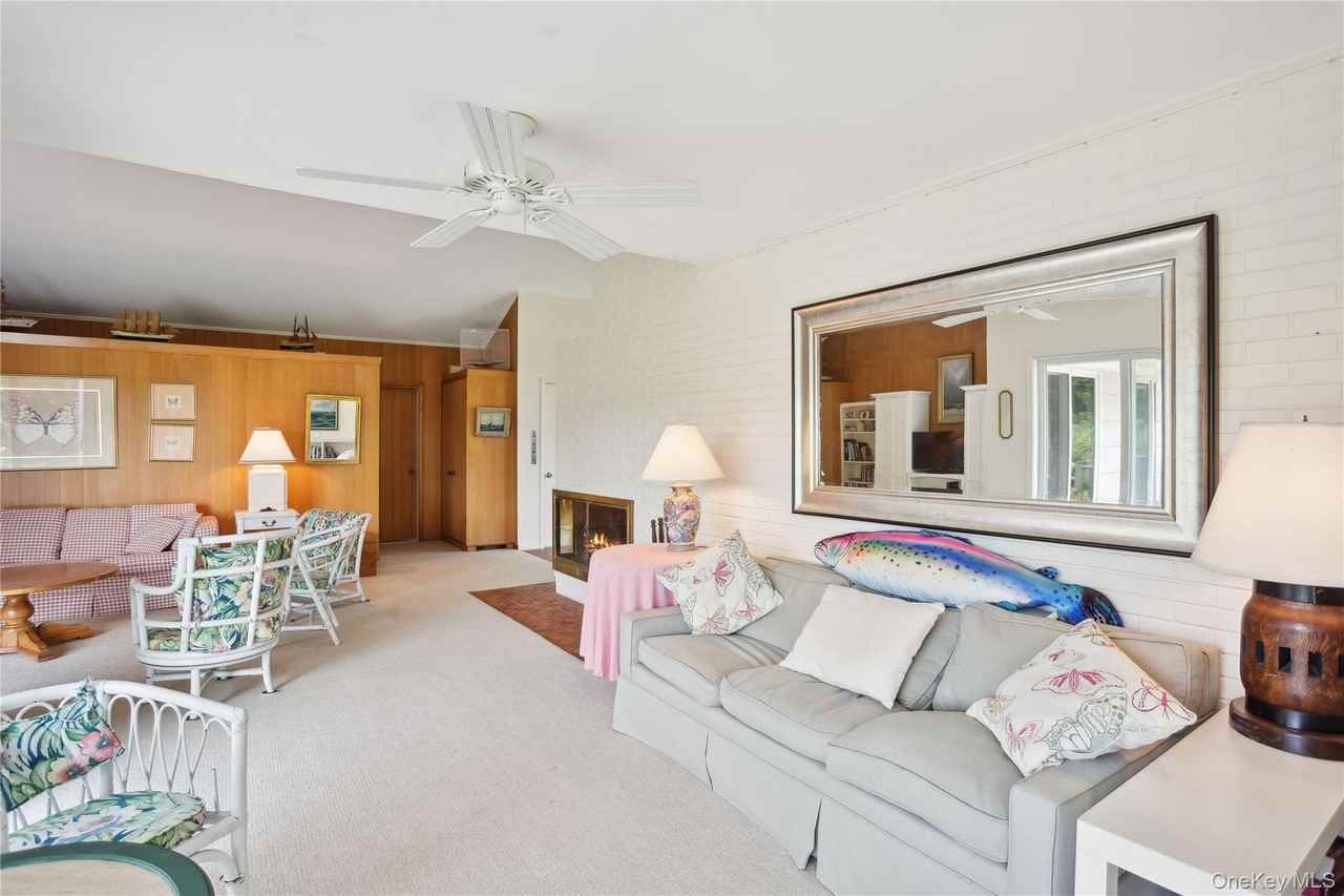 33 Beach Rd - Photo 7 of 38