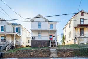 featured image of 1015 Cabell St #1