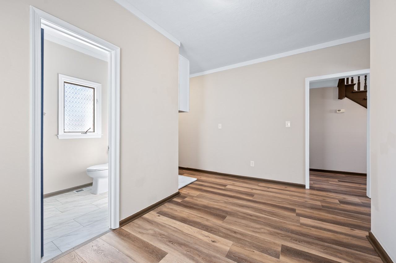 1015 Cabell St #1 - Photo 6 of 28