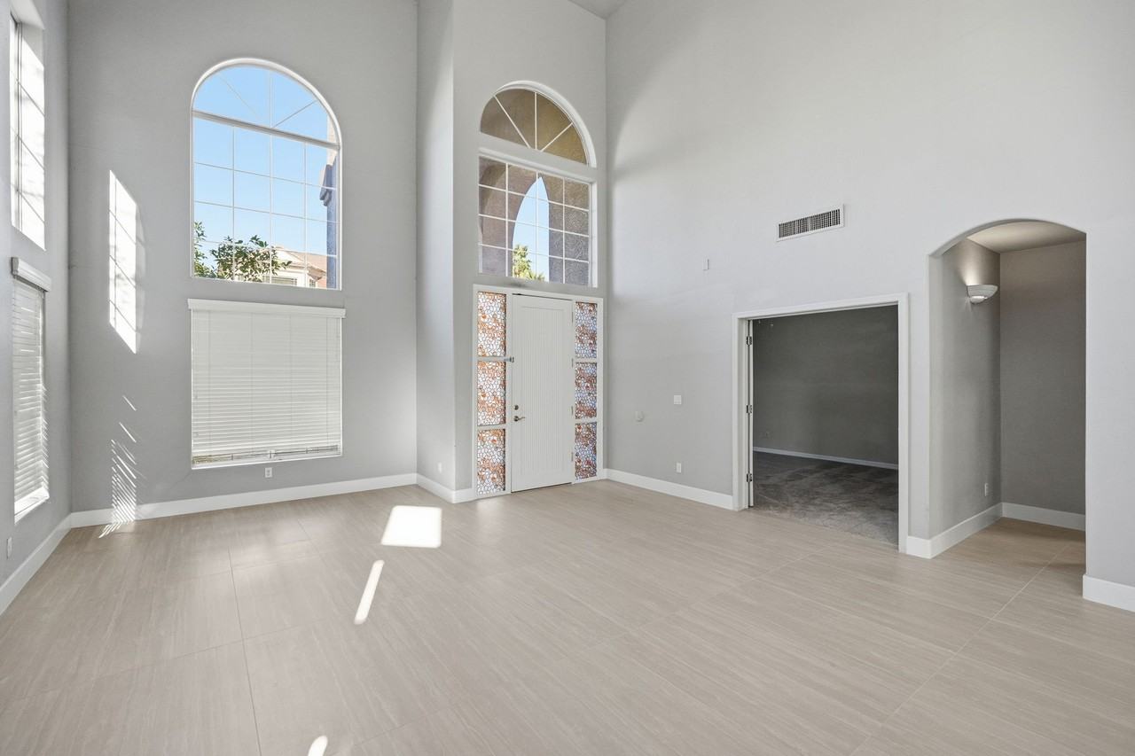 1425 W Commerce Ave #1 - Photo 6 of 50