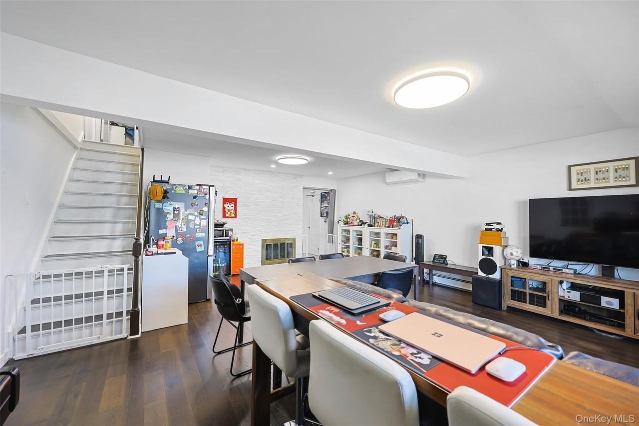 80 Cypress Ln E - Photo 5 of 18