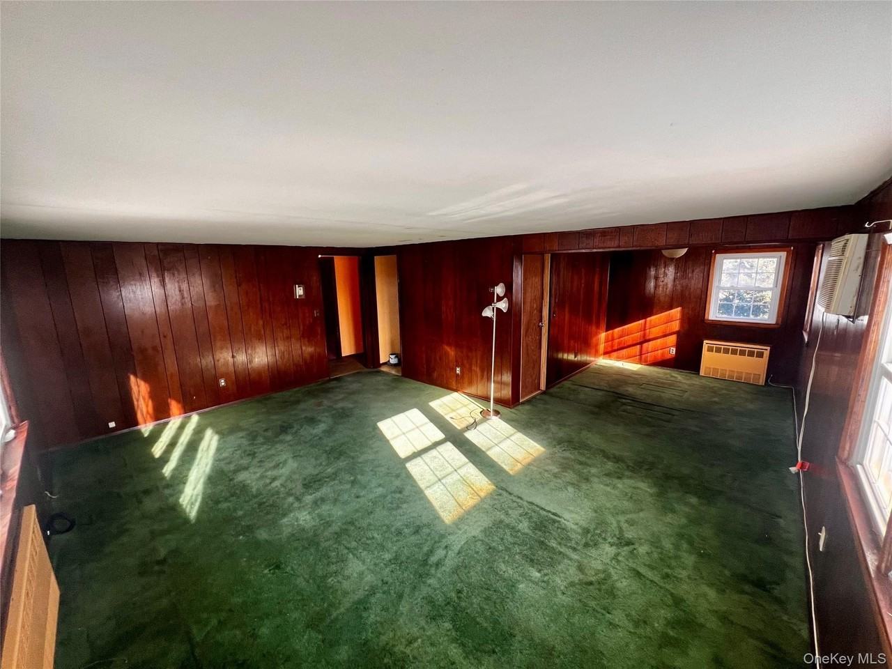 463 Duryea Ave - Photo 6 of 10