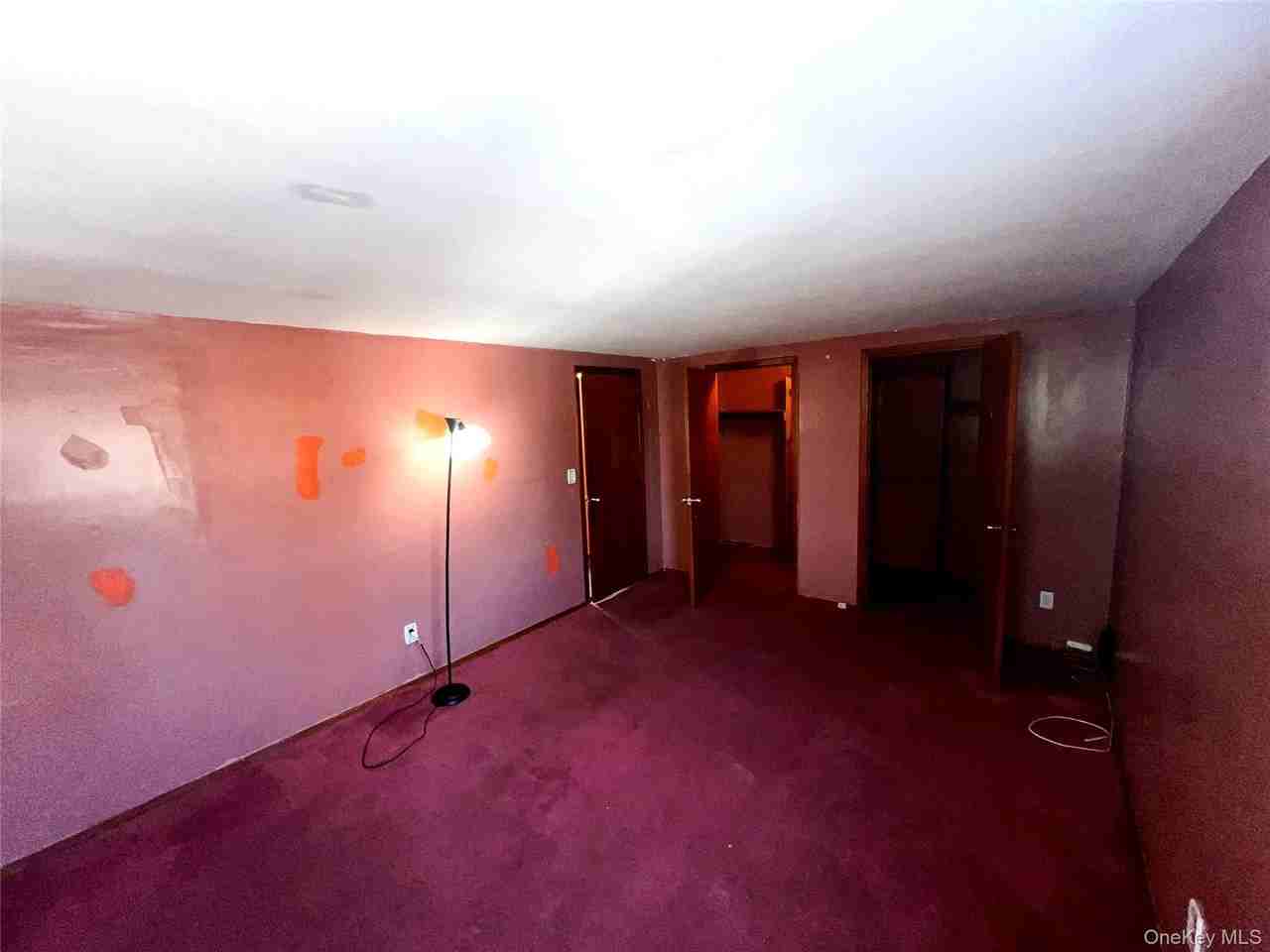 463 Duryea Ave - Photo 7 of 10