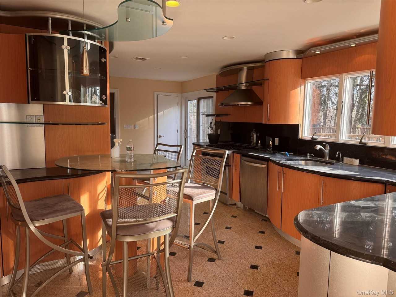 201 Red Hill Rd - Photo 7 of 24