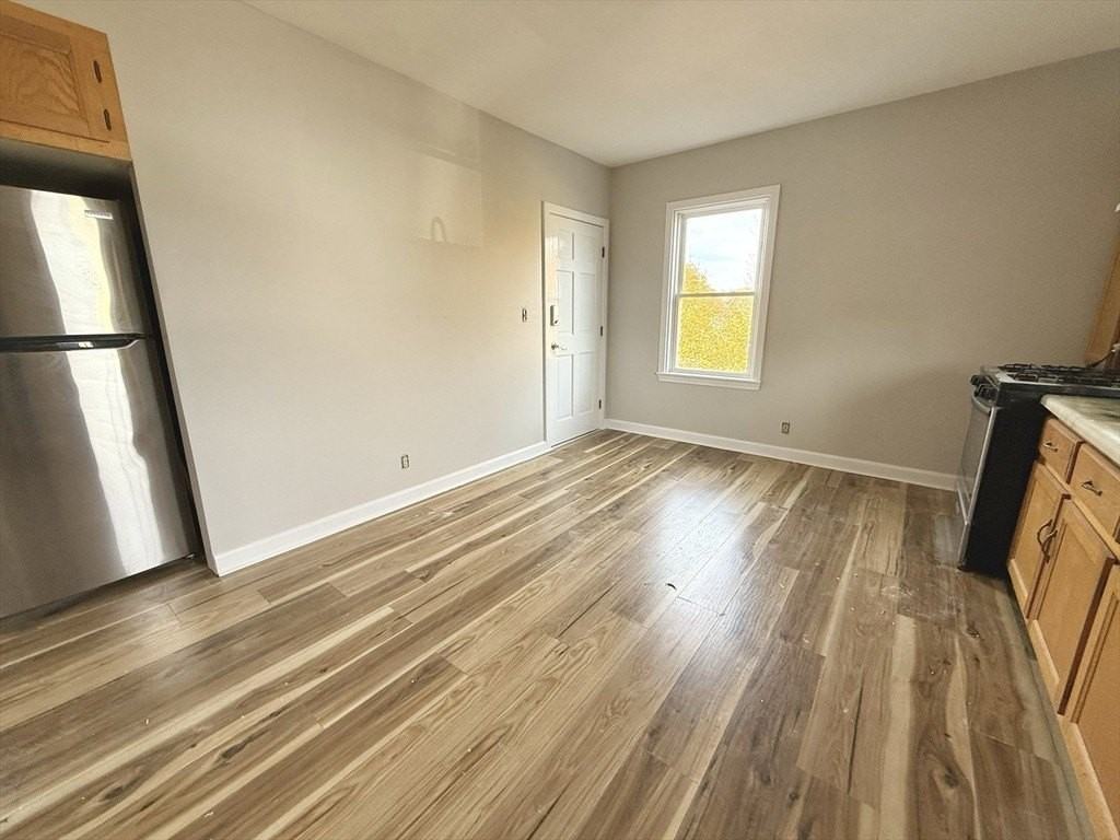 13 Brooks Ave Unit 2a #2A - Photo 7 of 15