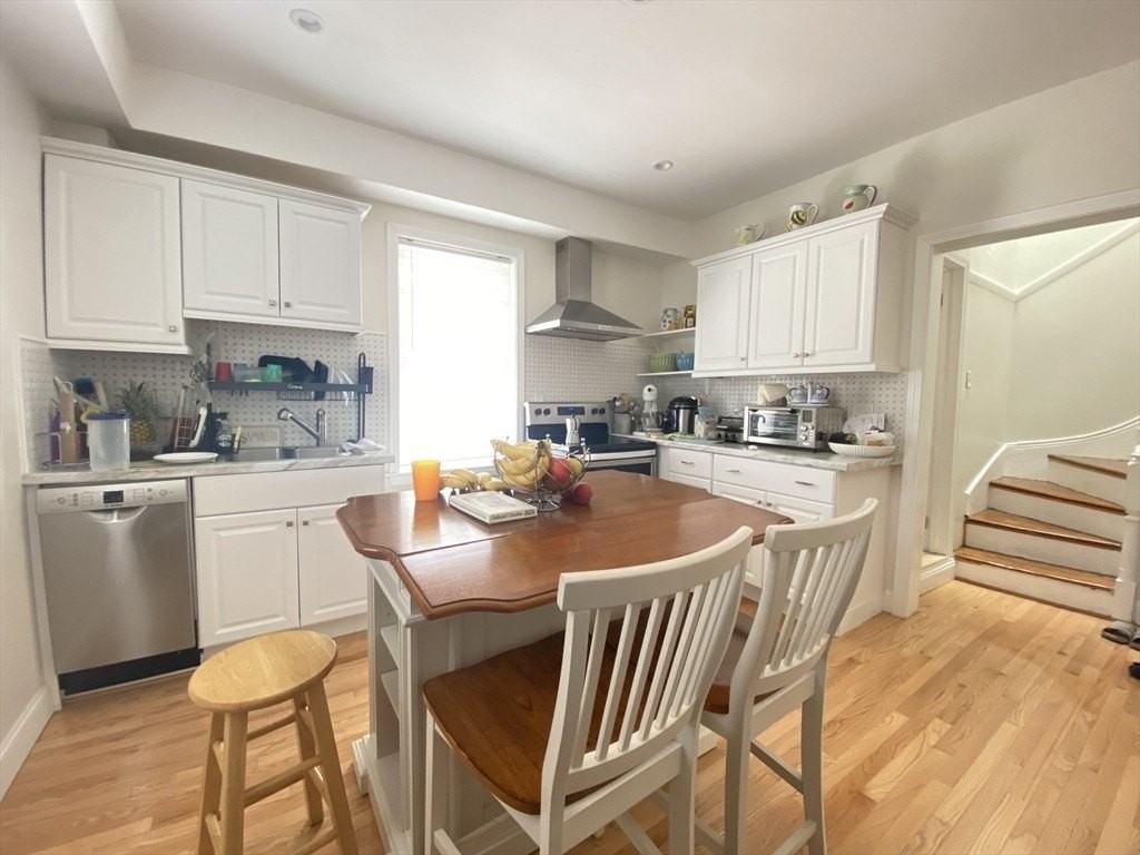 1 Milton St Unit 2 #2 - Photo 4 of 12