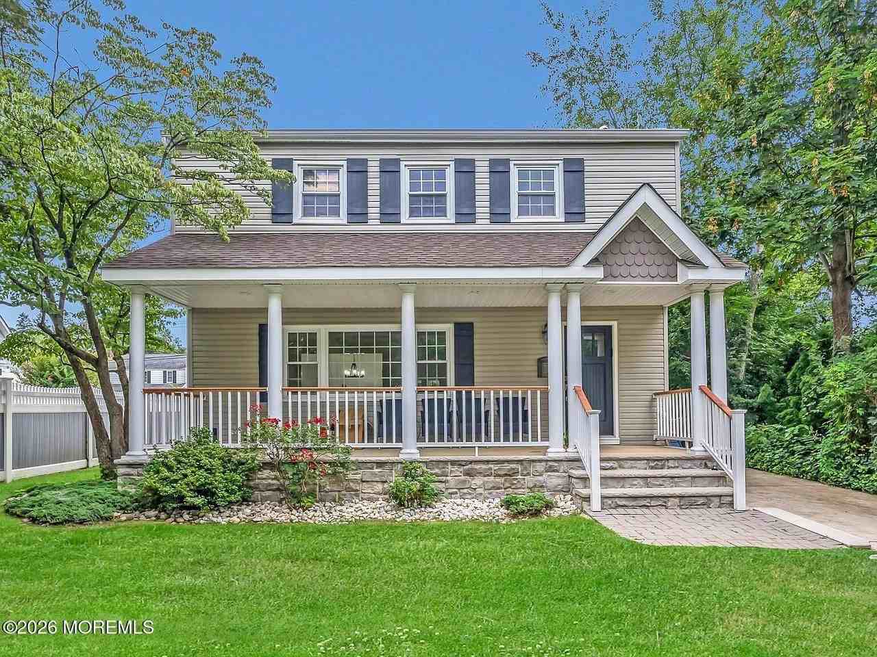 240 Alpern Ave - Photo 2 of 21