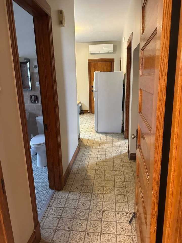 2611 W Walton St Unit 2 #2 - Photo 4 of 6