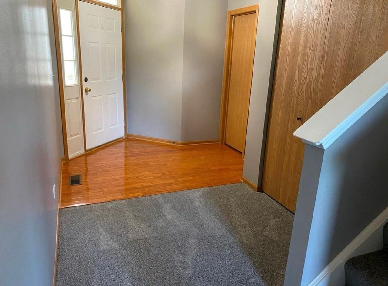 16446 Newcastle Way - Photo 2 of 19