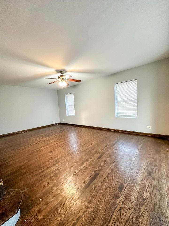 6058 S Richmond St - Photo 6 of 32