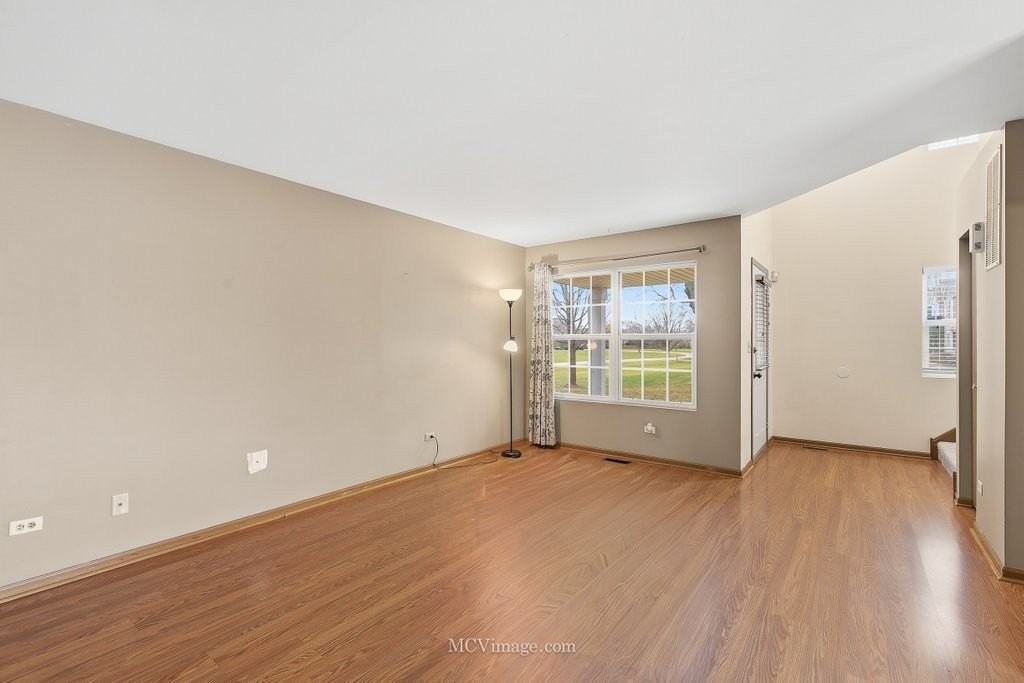 2175 Dalewood Ct - Photo 5 of 24