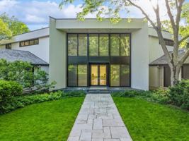 featured image of 21 Lakewood Dr