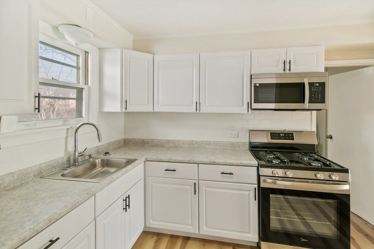 28 Apple Ln - Photo 4 of 16