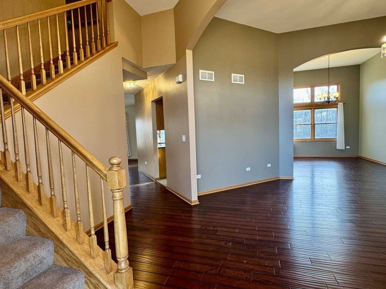 12457 Walden Rd - Photo 3 of 41