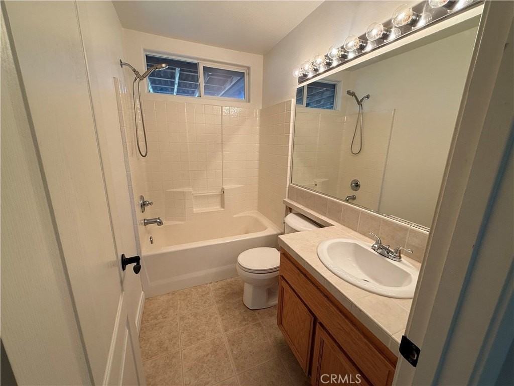 10918 Thunder Falls Ave - Photo 5 of 9