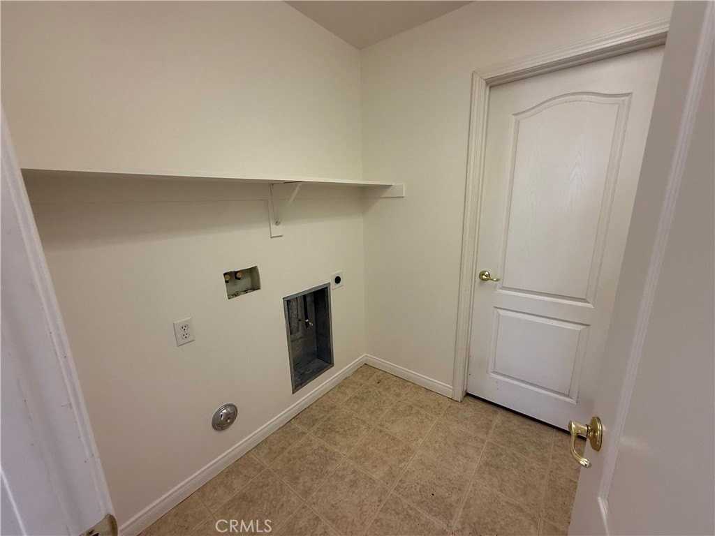 10918 Thunder Falls Ave - Photo 6 of 9