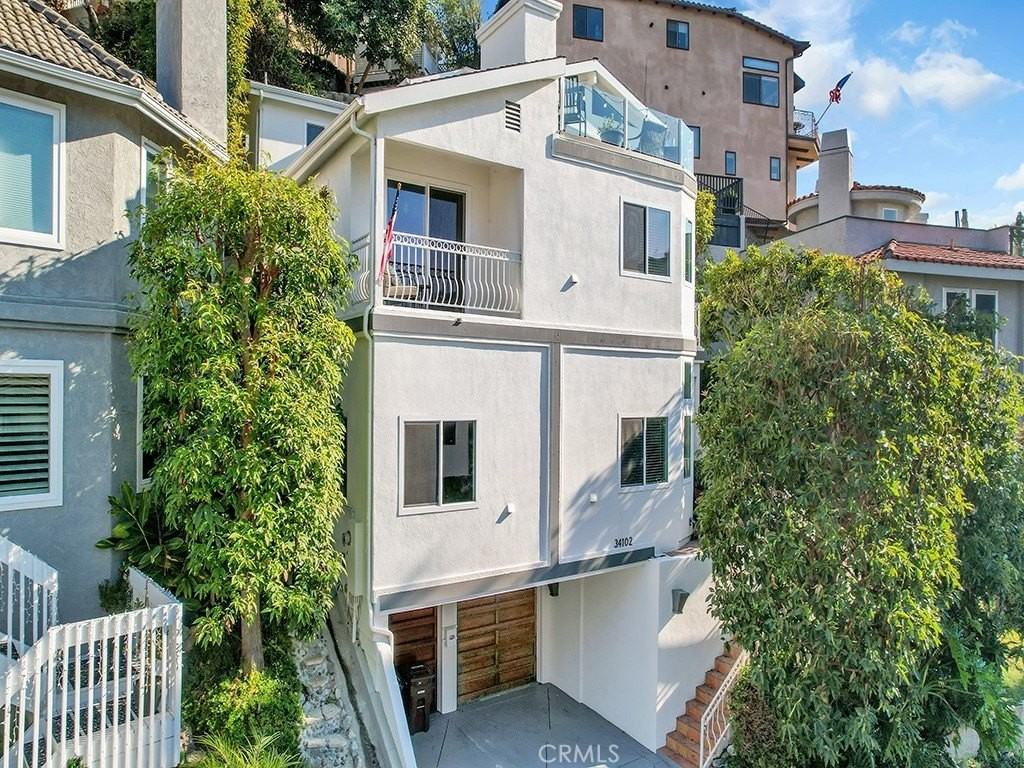 34102 Crystal Lantern St - Photo 2 of 43