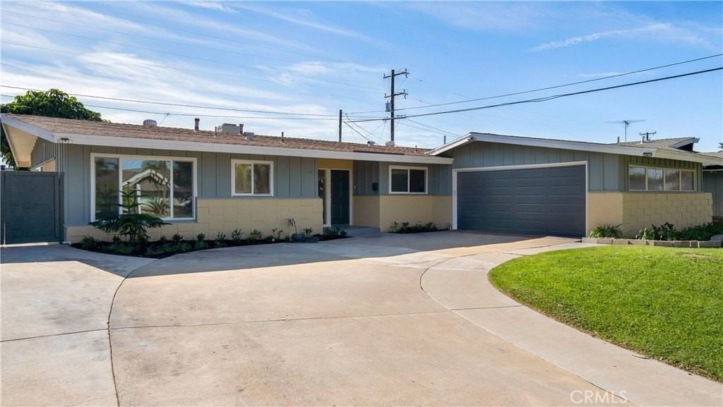 1152 W Wakefield Ave - Photo 4 of 39