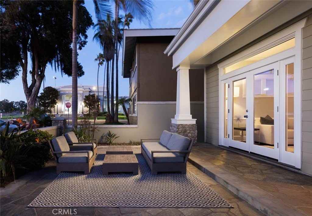 624 16th St - Photo 2 of 37