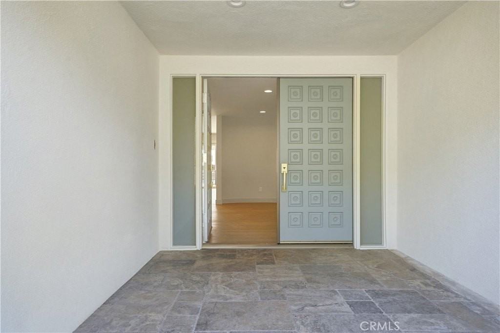 5527 Burning Tree Dr - Photo 3 of 50