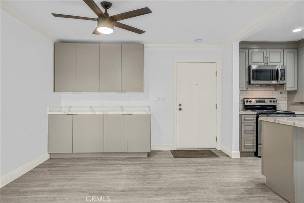 7765 W 91st St - Photo 5 of 43