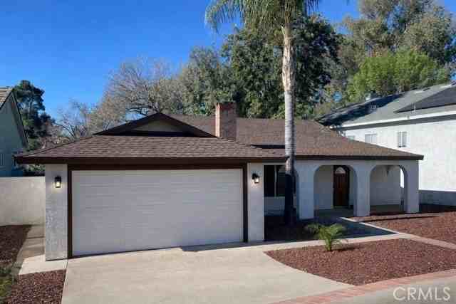 31242 Emperor Dr - Photo 2 of 27