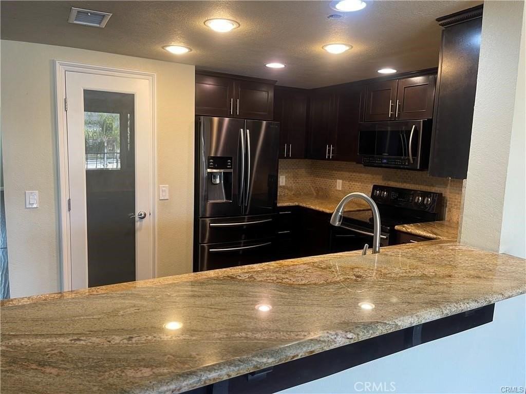 22570 Bass Pl - Photo 7 of 50